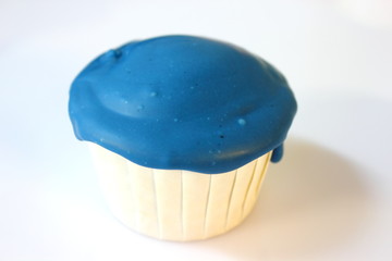 Yummy fancy cup cake for you.