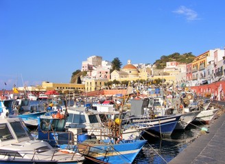 Isola di Ponza. Il porto
