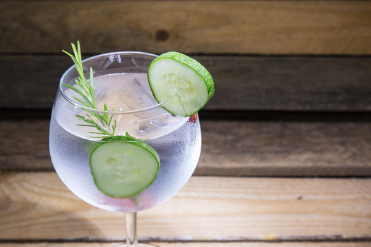 Gin Tonic With Cucumber