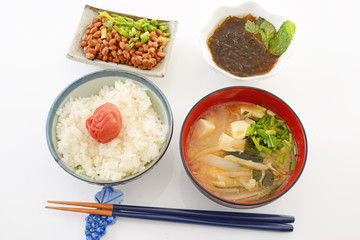 おいしそうな和風朝食