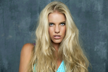 Naklejka premium Portrait of pretty young woman