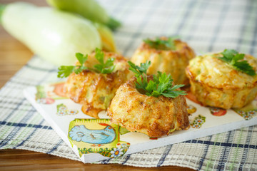 zucchini muffins