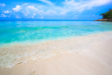 Fototapeta premium Tropical beach of Andaman Sea in Tachai island - Thailand