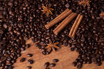 roasted coffee and cinnamon sticks