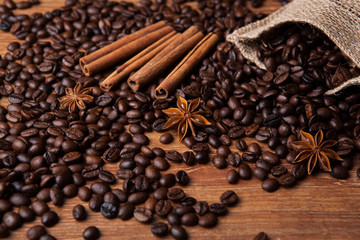 roasted coffee and cinnamon sticks