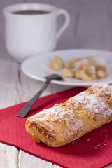 almond cake, Mandelrolle