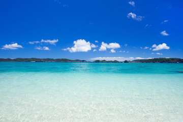 沖縄の海・阿嘉島-ニシハマビーチ