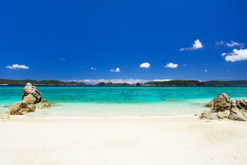 Fototapeta na wymiar 沖縄の海・ニシハマビーチ