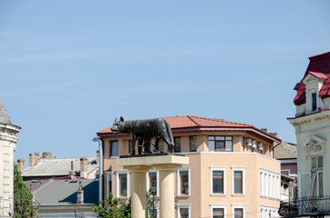 Sculpture of Capitoline Wolf, Romulus, and Remus in Constanta ci