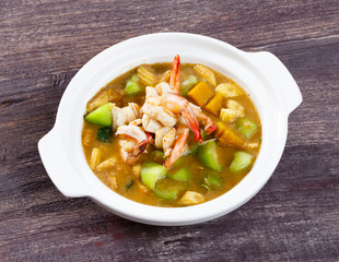 Thai spicy mixed vegetable soup with prawn