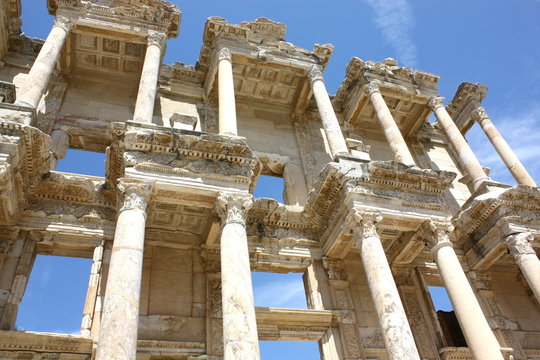 エフェソス遺跡、セルシウス図書館