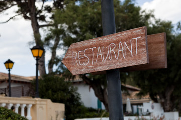 Restaurant Schild