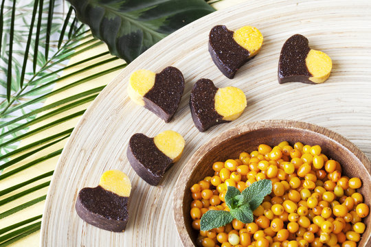 raw food sweets with carob and buckthorn