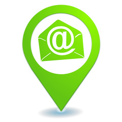 email sur symbole localisation vert