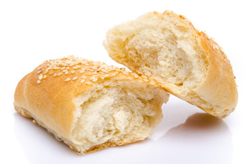 Broken sesame bun