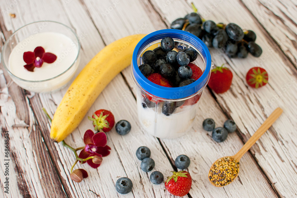 Wall mural healthy smoothie