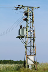 Column high voltage with transformer