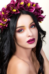 Naklejka premium Beauty portrait of young pretty brunette girl