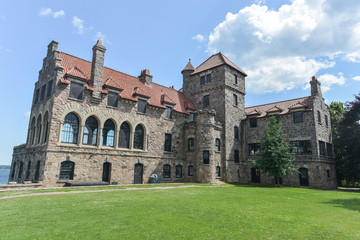 SInger Castle, Dark Island, New York