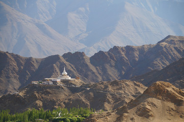 Fototapeta na wymiar Beautiful scenic view of Shanti Stupa in Ladakh, India