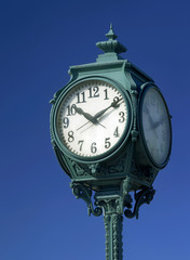 Fototapeta na wymiar vintage street clock