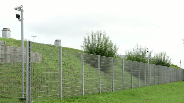 safety fence with cameras