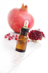 pomegranate essential oil