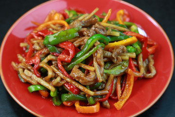 チンジャオロース