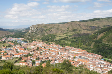 Fototapeta na wymiar Views of Ezcaray village in La Rioja, Spain.