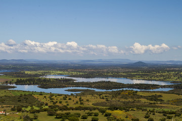 Obraz premium Landscape view of the beautiful Alqueva lake