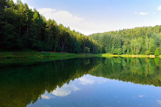 Lago morenico di Meugliano dell'Era Glaciale - Piemonte