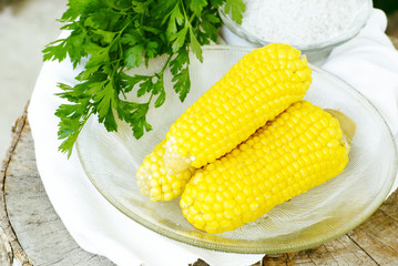 corn with salt and parsley