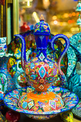 Traditional Turkish ceramics on the Grand Bazaar © travnikovstudio