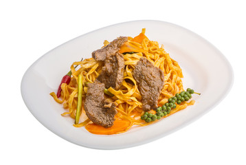 Fried noodles with beef