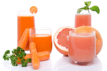 Composition with carrot and grapefruit juices