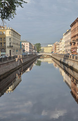 Naklejka premium Morning on Griboyedov Canal. St. Petersburg, Russia