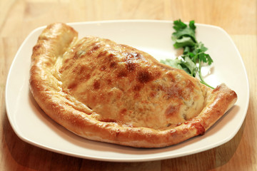 closed meat pie