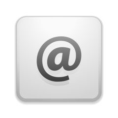E-mail button