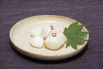 ニンニクの酢漬け