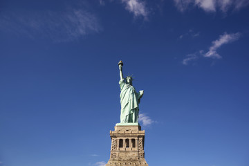 Fototapeta premium ［New York］ニューヨーク・自由の女神像［Statue of Liberty］