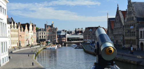Fototapeta na wymiar Ancien port de Gand