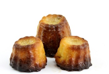 canelés de bordeaux