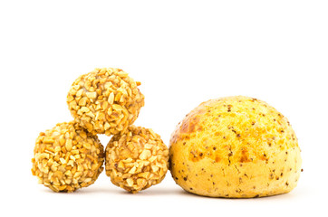 Korean bread and peanut chocolate ball