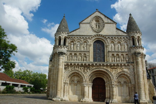 Eglise Notre Dame de Poitiers