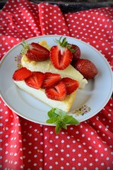 Homemade cheesecake with fresh strawberries