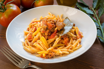 Malloreddus con sugo e salsiccia, cucina sarda