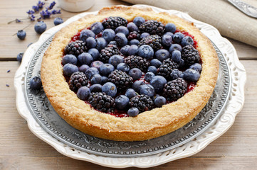 Blueberry and blackberry tart