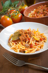 Malloreddus con sugo e salsiccia, cucina sarda