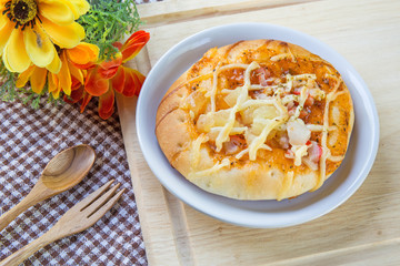 Pizza with crab.