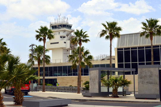 Aeropuerto de Tenerife Sur. Islas Canarias